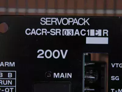 Yaskawa CACR-SR02AC2FR Servopack
