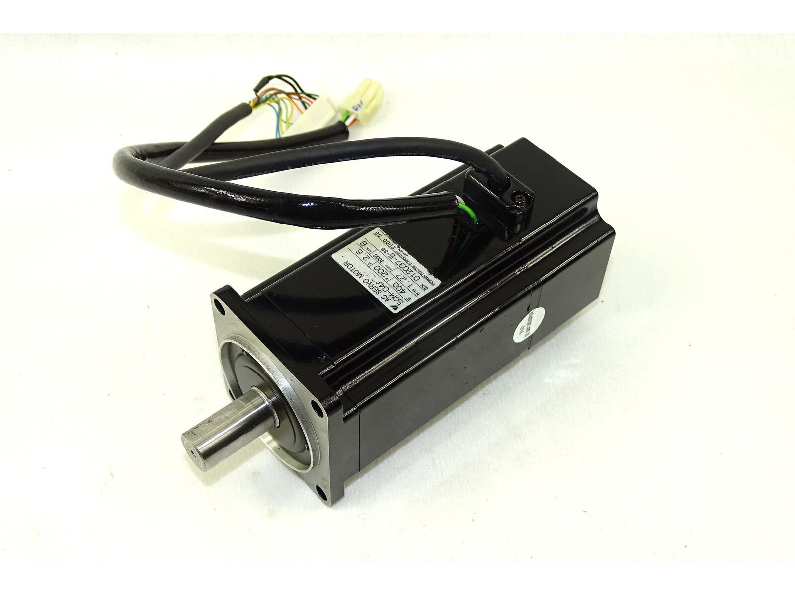 Yaskawa SGM 04V312 Servo Motor