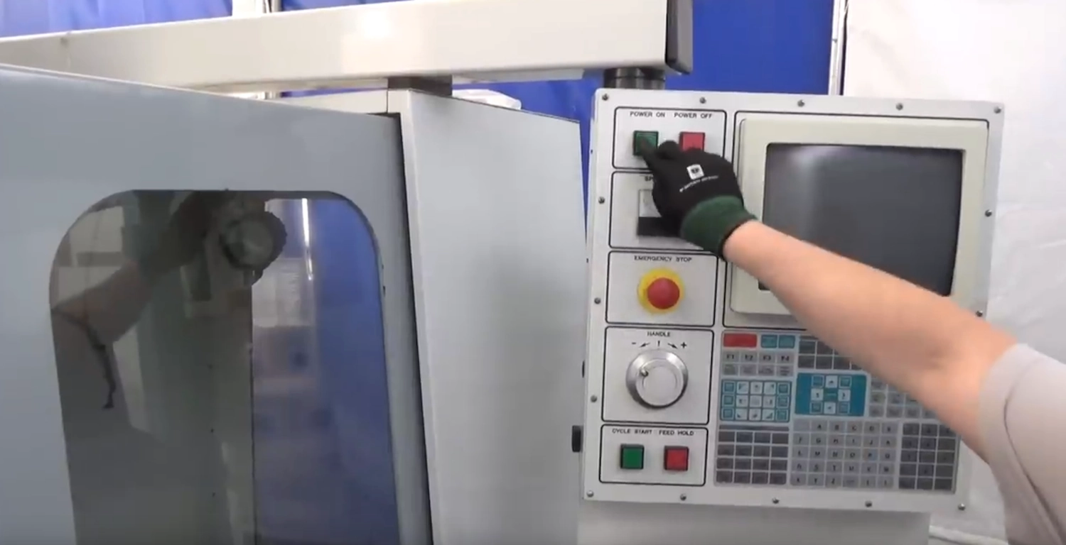 Video: HAAS HP Vector Drive und HAAS Servo Amplifier Reparatur und Test bei industrypart GmbH