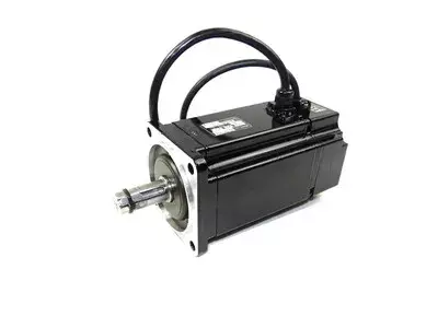 Omron R88M-UE75030V-S1 AC Servo Motor