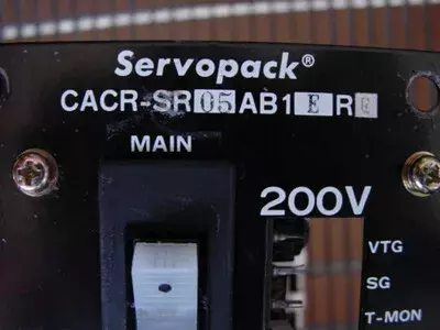 Yaskawa CACR-SR01AB1ER Servopack