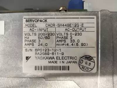 Yaskawa CACR-SR44BE12G-E Servopack