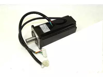 Yaskawa SGM-02A3SU21 AC Servo Motor