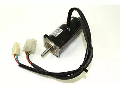 Yaskawa SGM-A5A312  AC Servo Motor