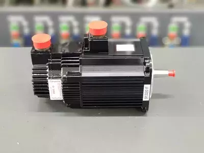 Yaskawa SGMG-13ASRCB Servo Motor