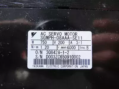 Yaskawa SGMPH-08AAA-SE11  AC Servo Motor